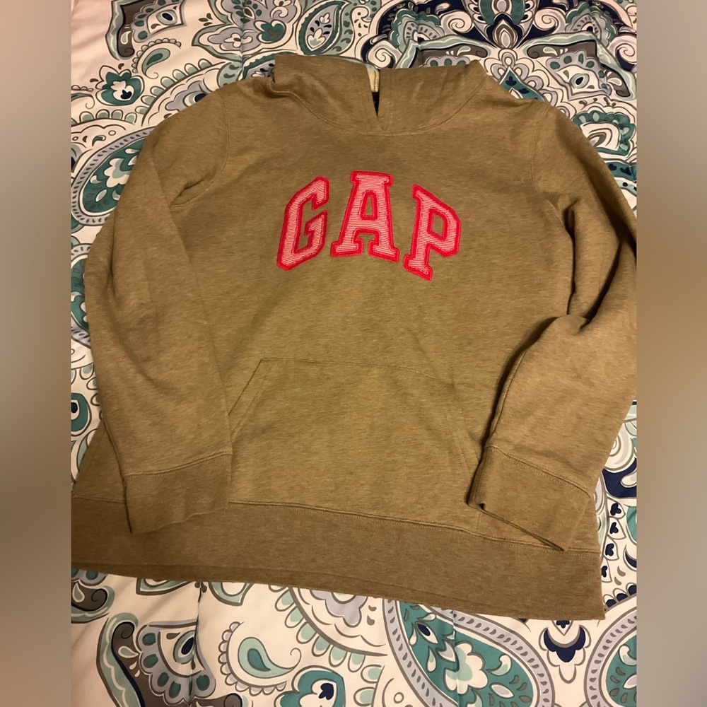 Gap sweatshirt